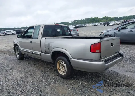 2000 Chevrolet S-10 Ls from USA, damaged, VIN 1GCCS19W1Y8258965